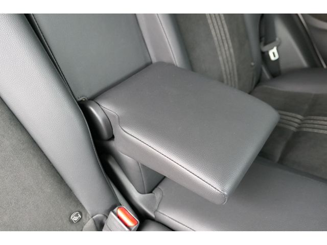 Honda VEZEL 2018-03 21674-24