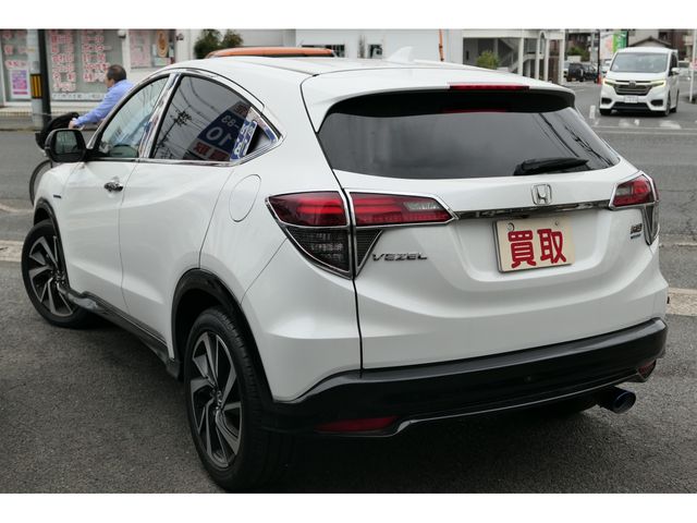 Honda VEZEL 2018-03 21674-4