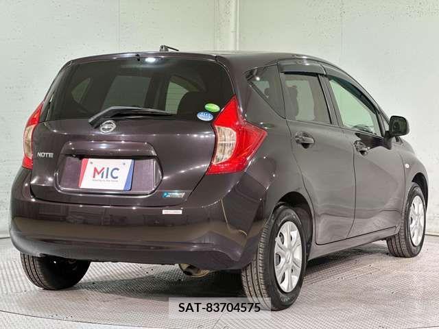 Nissan NOTE 2013-09 302327-8