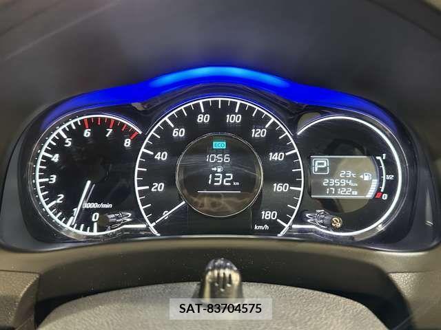 Nissan NOTE 2013-09 302327-14