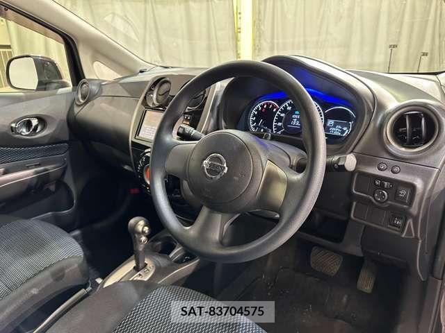 Nissan NOTE 2013-09 302327-12