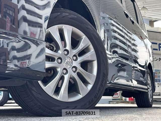 Toyota VOXY 2013-06 289110-3