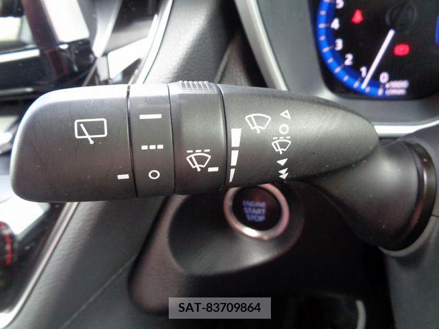 Toyota COROLLA CROSS 2023-06 215081-17