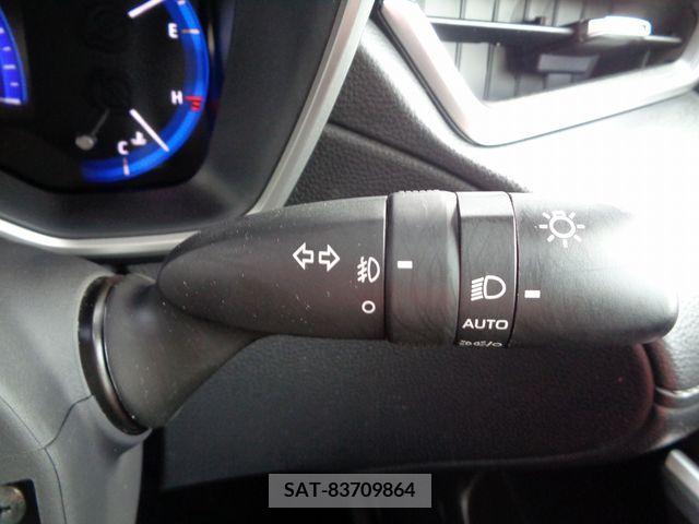 Toyota COROLLA CROSS 2023-06 215081-18
