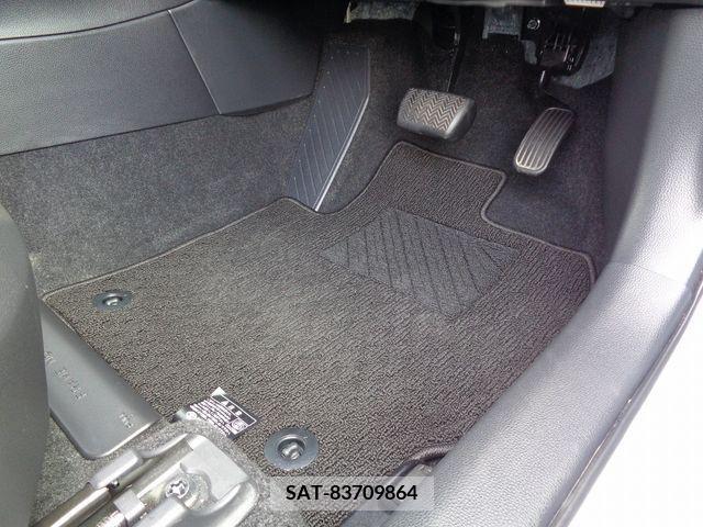 Toyota COROLLA CROSS 2023-06 215081-20