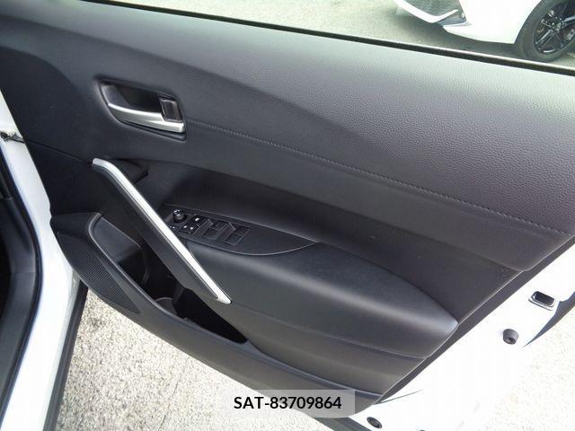 Toyota COROLLA CROSS 2023-06 215081-21