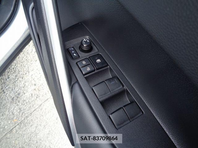 Toyota COROLLA CROSS 2023-06 215081-22
