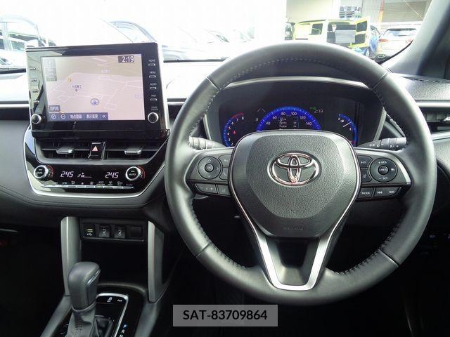 Toyota COROLLA CROSS 2023-06 215081-1