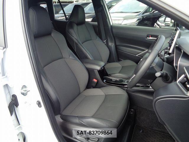 Toyota COROLLA CROSS 2023-06 215081-3