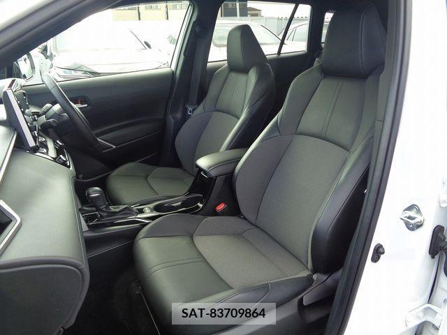 Toyota COROLLA CROSS 2023-06 215081-4
