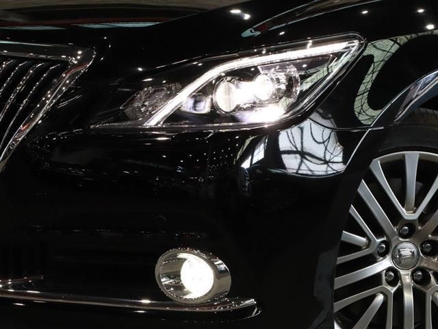 Toyota CROWN MAJESTA 2014-07 13531-8