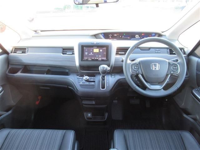 Honda FREED 2018-10 17608-1