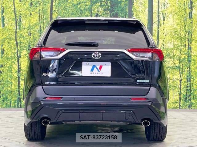 Toyota RAV4 2022-05 366926-14