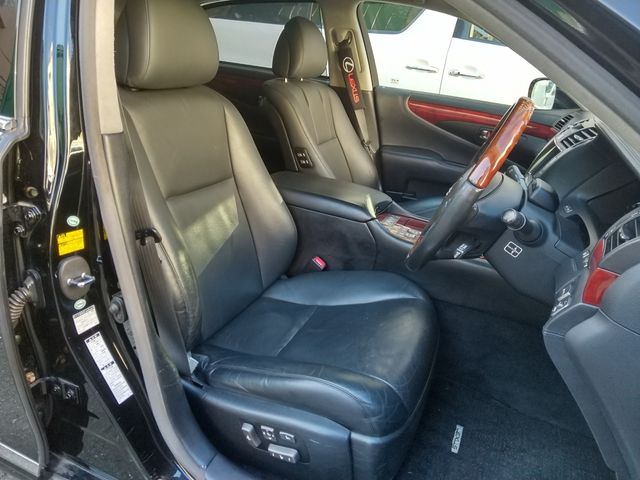 Lexus LS 2009-04 8964-11