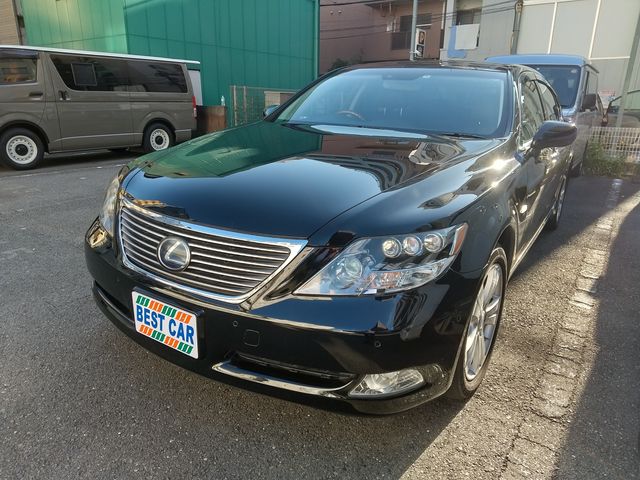 Lexus LS 2009-04 8964-0