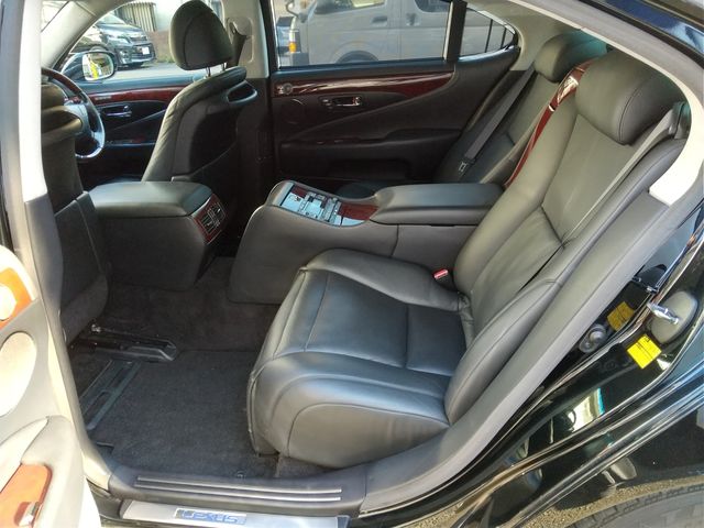 Lexus LS 2009-04 8964-12