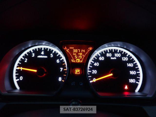 Nissan NOTE 2018-10 279825-9