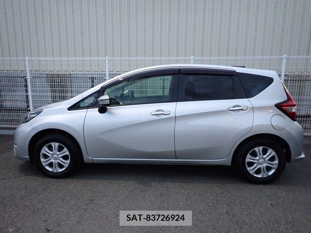 Nissan NOTE 2018-10 279825-3