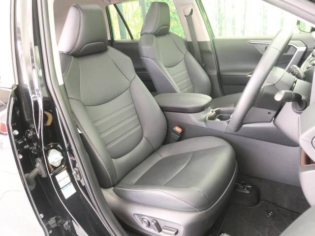 Toyota RAV4 2021-09 9934-8