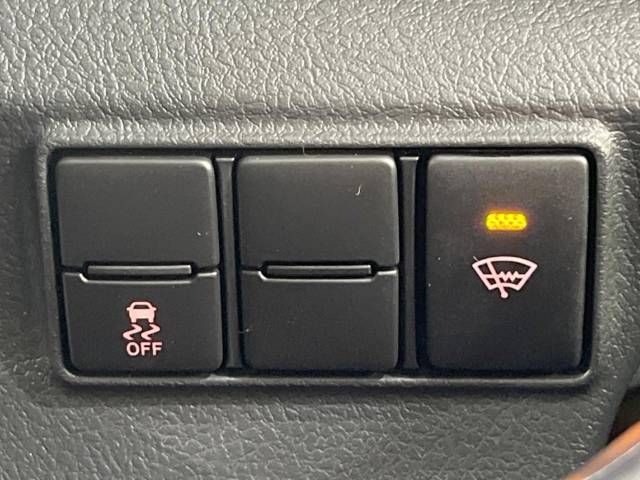 Toyota SIENTA 2016-01 15468-6