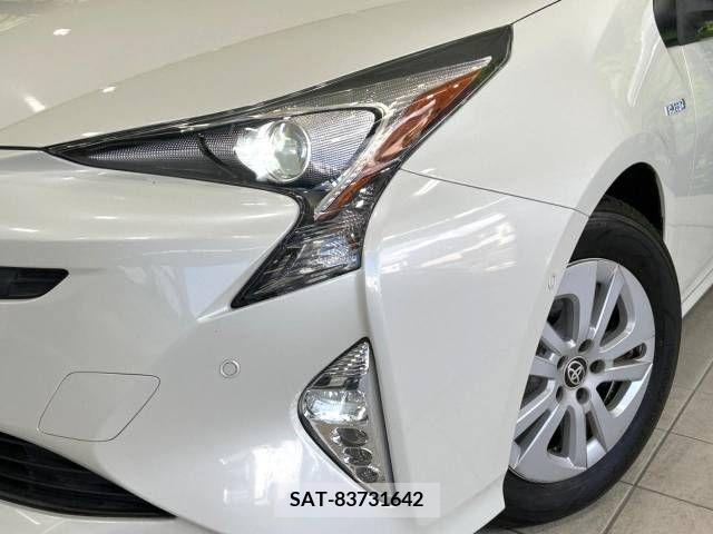 Toyota PRIUS 2018-12 205671-12