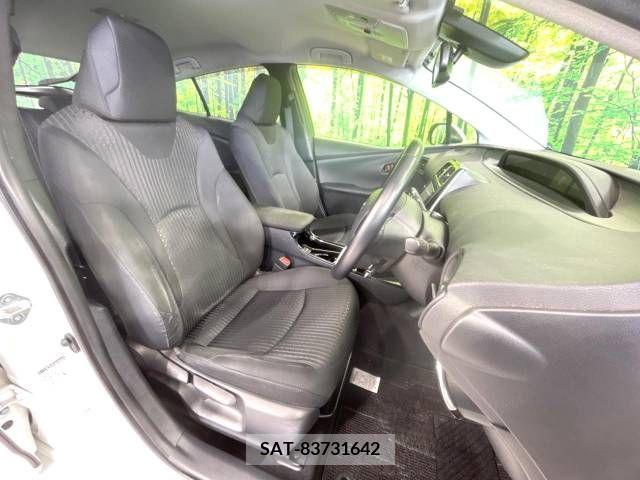 Toyota PRIUS 2018-12 205671-8