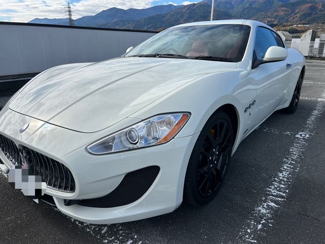 Maserati GRANTURISMO 2012-04 189783-1