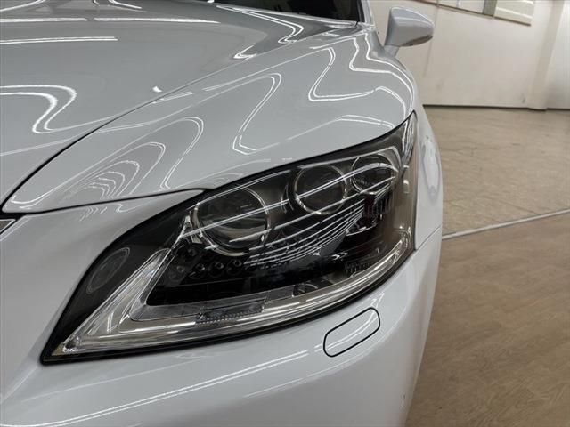 Lexus LS 2012-11 17880-8