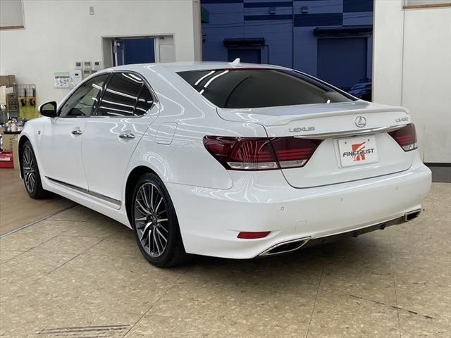 Lexus LS 2012-11 17880-6
