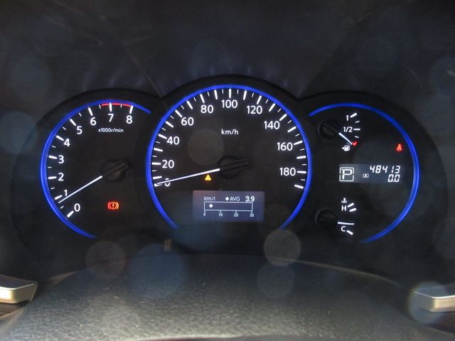 Nissan ELGRAND 2012-03 8237-19