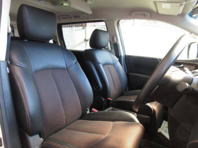 Nissan ELGRAND 2012-03 8237-6