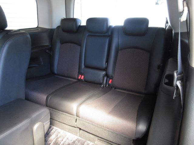 Nissan ELGRAND 2012-03 8237-12