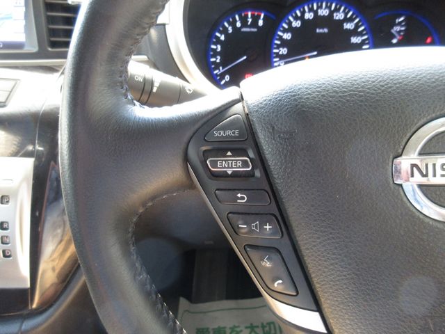 Nissan ELGRAND 2012-03 8237-22
