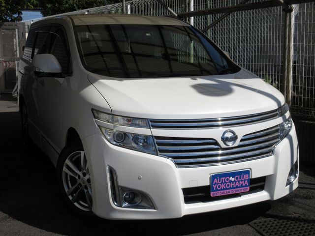 Nissan ELGRAND 2012-03 8237-1