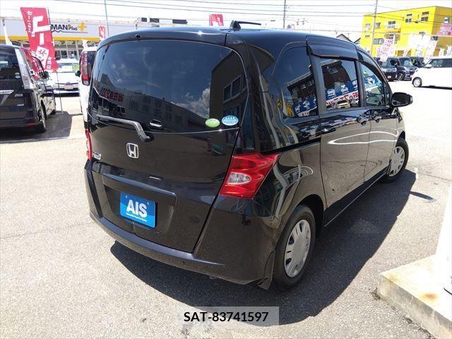 Honda FREED 2011-03 270384-2