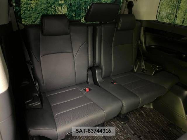 Toyota VELLFIRE 2019-07 369695-11
