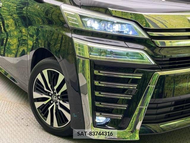 Toyota VELLFIRE 2019-07 369695-14