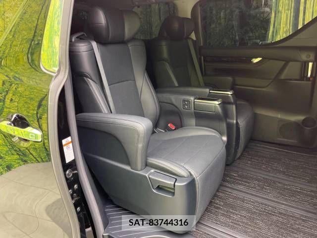 Toyota VELLFIRE 2019-07 369695-10