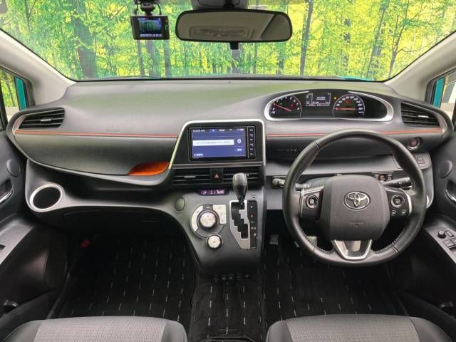 Toyota SIENTA 2021-01 183232-1
