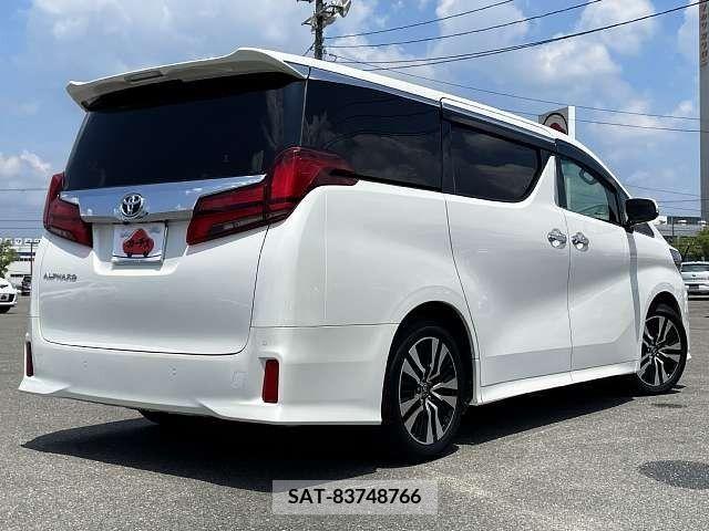 Toyota ALPHARD 2023-01 347449-2