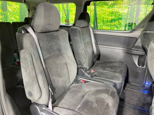 Toyota VELLFIRE 2009-10 11602-8