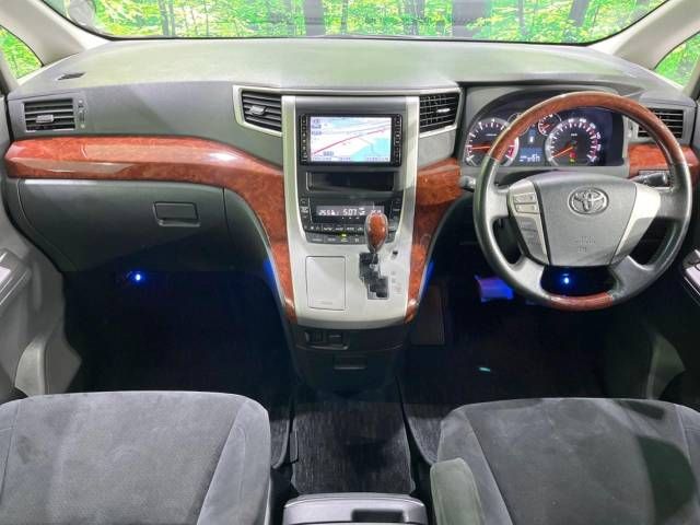 Toyota VELLFIRE 2009-10 11602-1