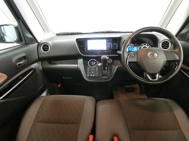 Nissan DAYZ ROOX 2019-12 15279-2