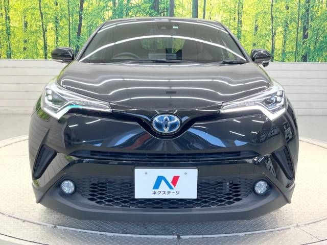 Toyota C-HR 2017-03 13578-14