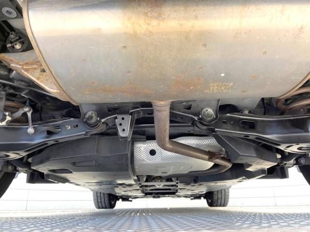Toyota C-HR 2017-03 13578-18