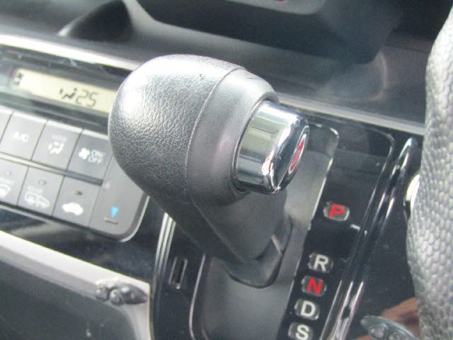 Honda N BOX 2013-01 180556-19