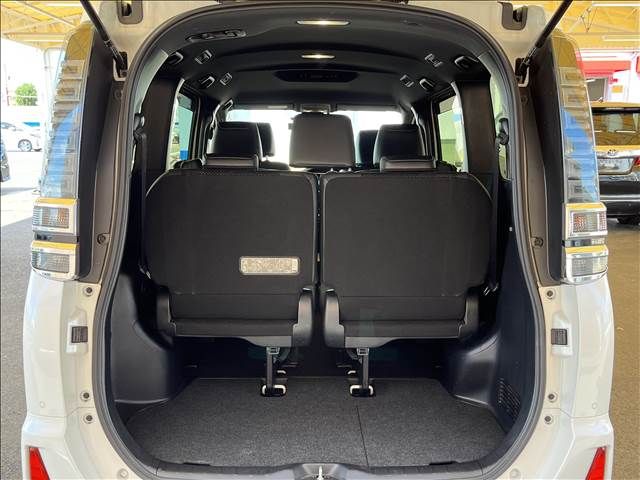 Toyota VOXY HYBRID 2020-11 20339-17
