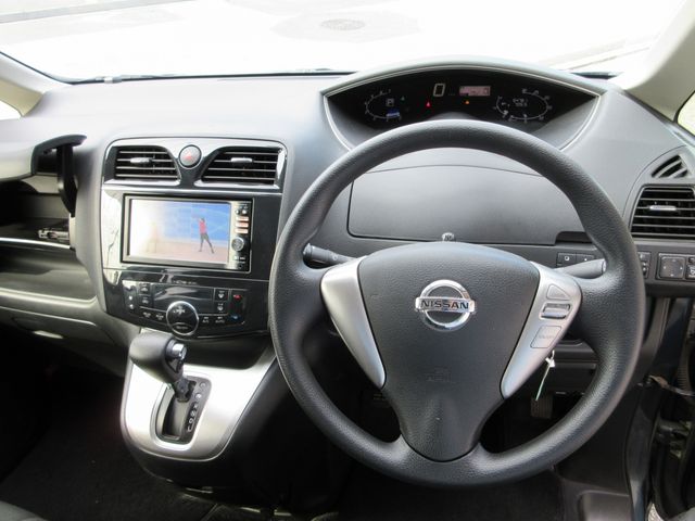 Nissan SERENA 2012-07 12469-13
