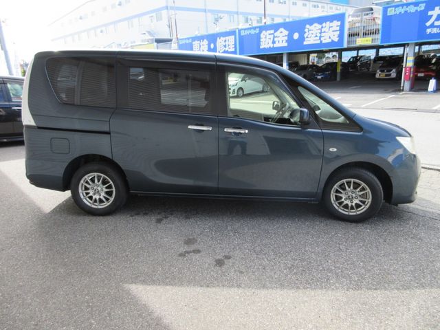 Nissan SERENA 2012-07 12469-8