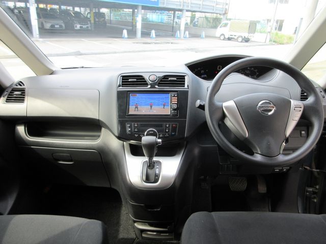 Nissan SERENA 2012-07 12469-12